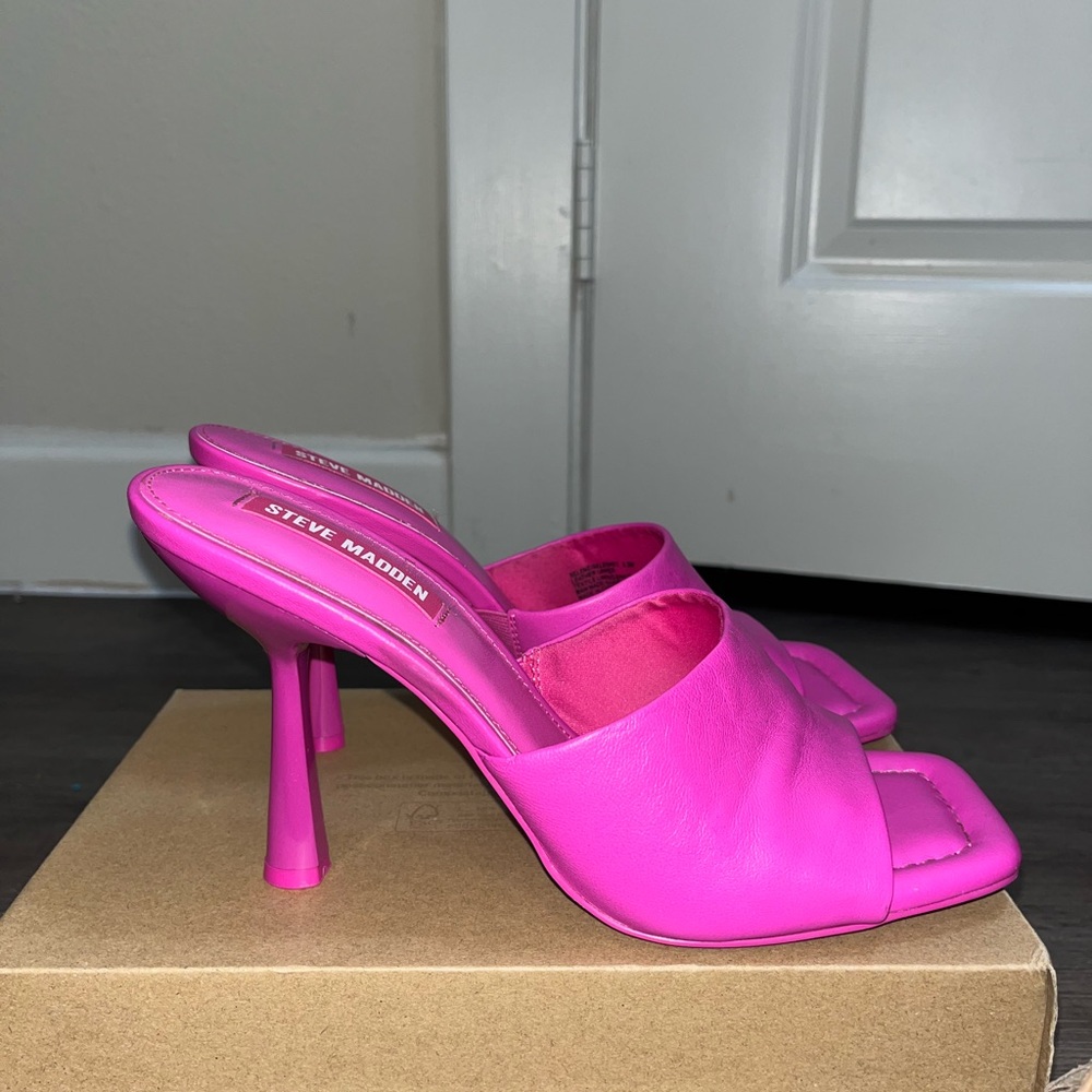 Steve Madden hot pink heels